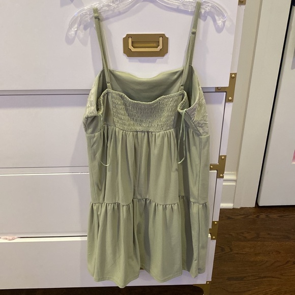 francescas green dress - Picture 2 of 4